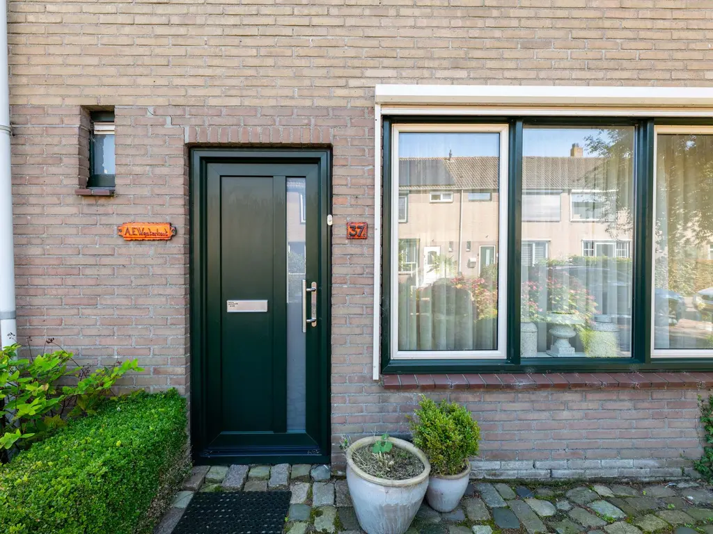 Mr J R Thorbeckestraat 37, ZUIDLAND