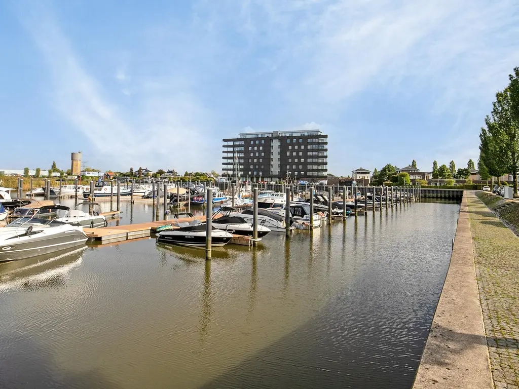 Tjalk 5, CAPELLE AAN DEN IJSSEL