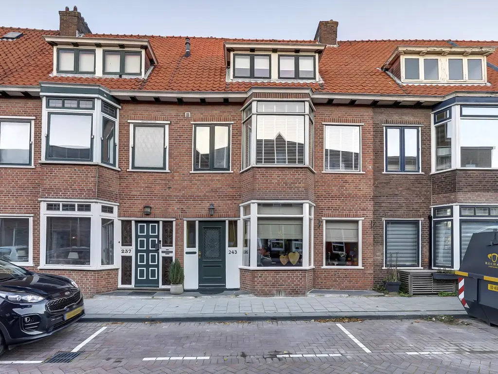 Zestienhovensekade 243, ROTTERDAM