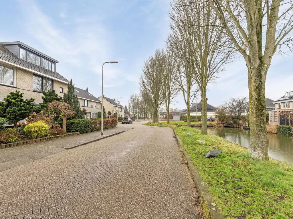 Rossinistraat 10, CAPELLE AAN DEN IJSSEL