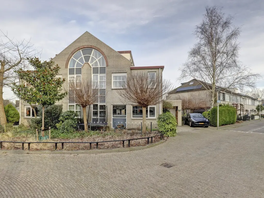 Reina Prinsen Geerligspad 18, SPIJKENISSE