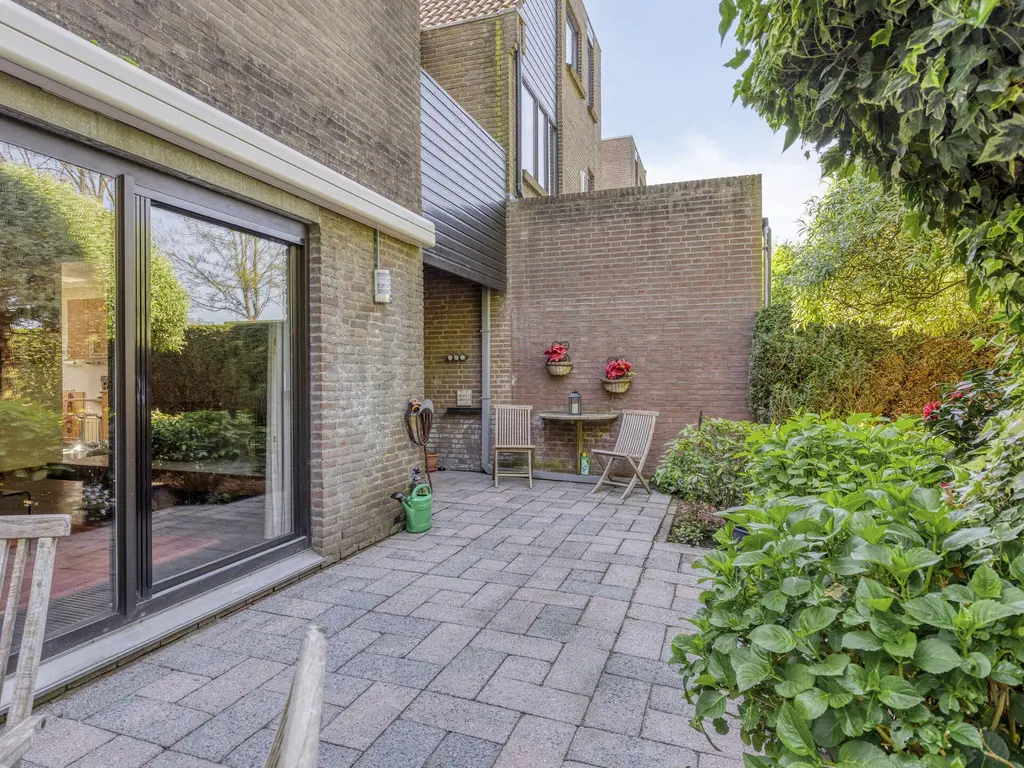 Zuurbes 21, ROTTERDAM