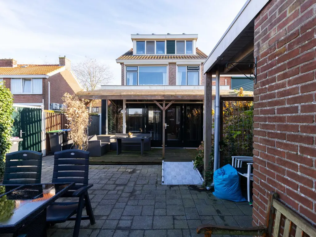Polderlaan 19, GEERVLIET