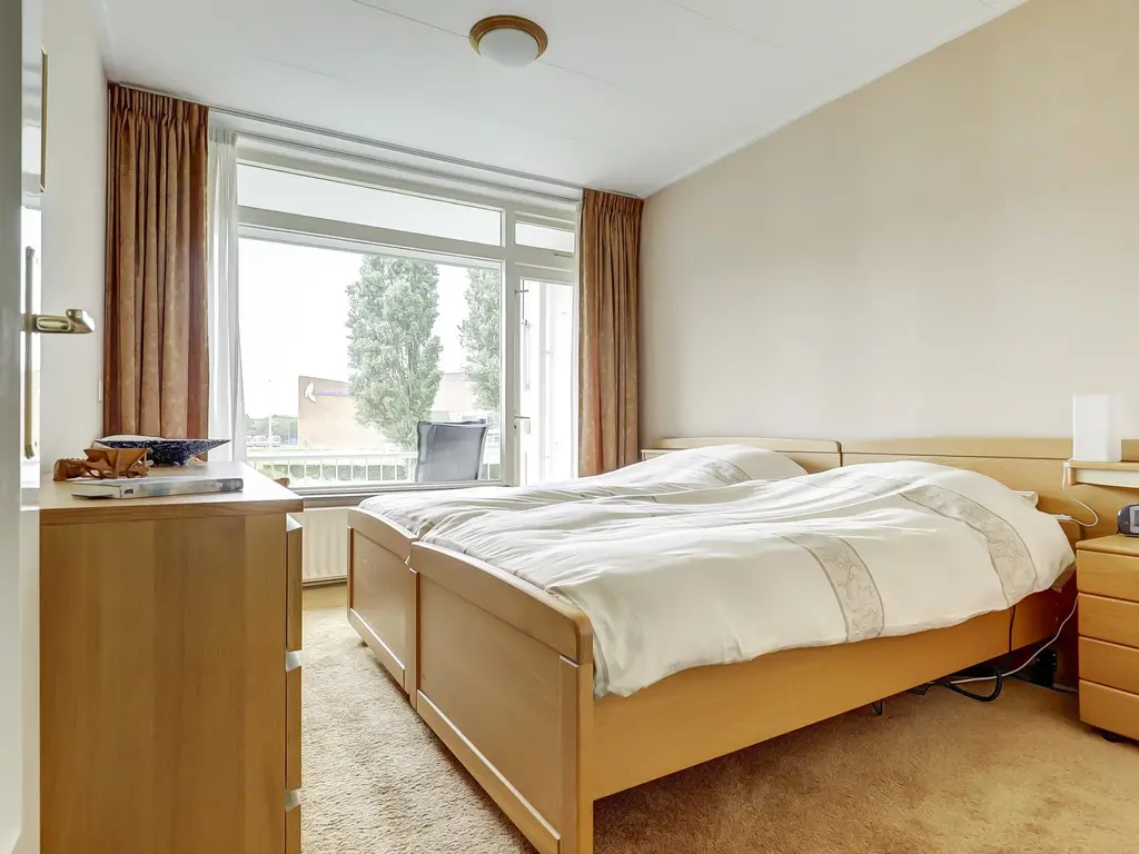 Staringplantsoen 1A, SPIJKENISSE