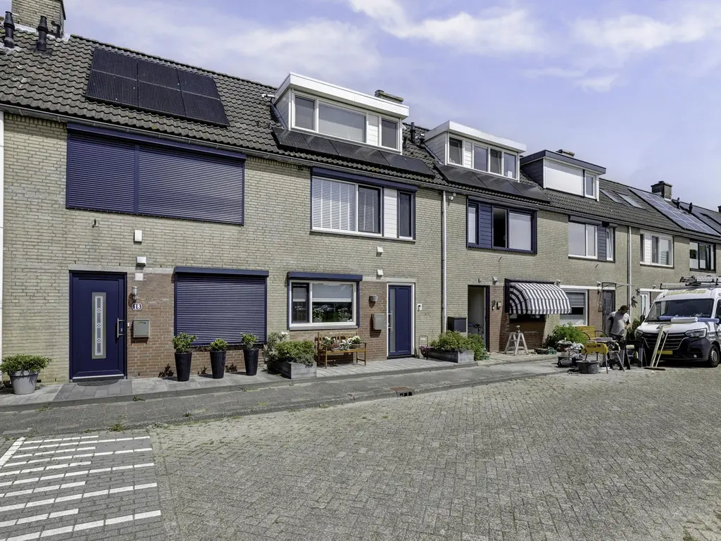 Bonnetpad 16, SPIJKENISSE