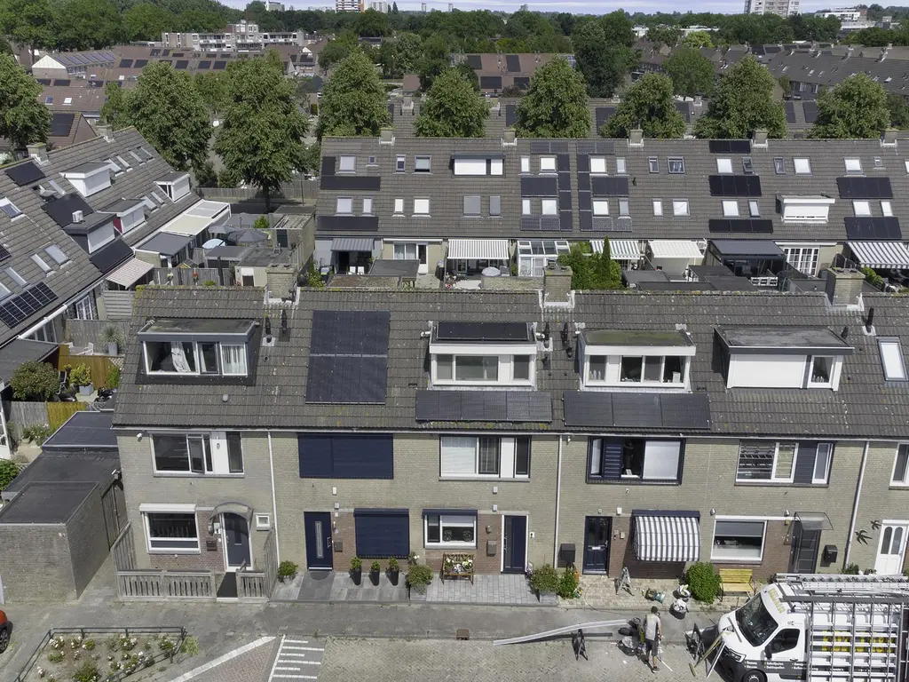 Bonnetpad 16, SPIJKENISSE