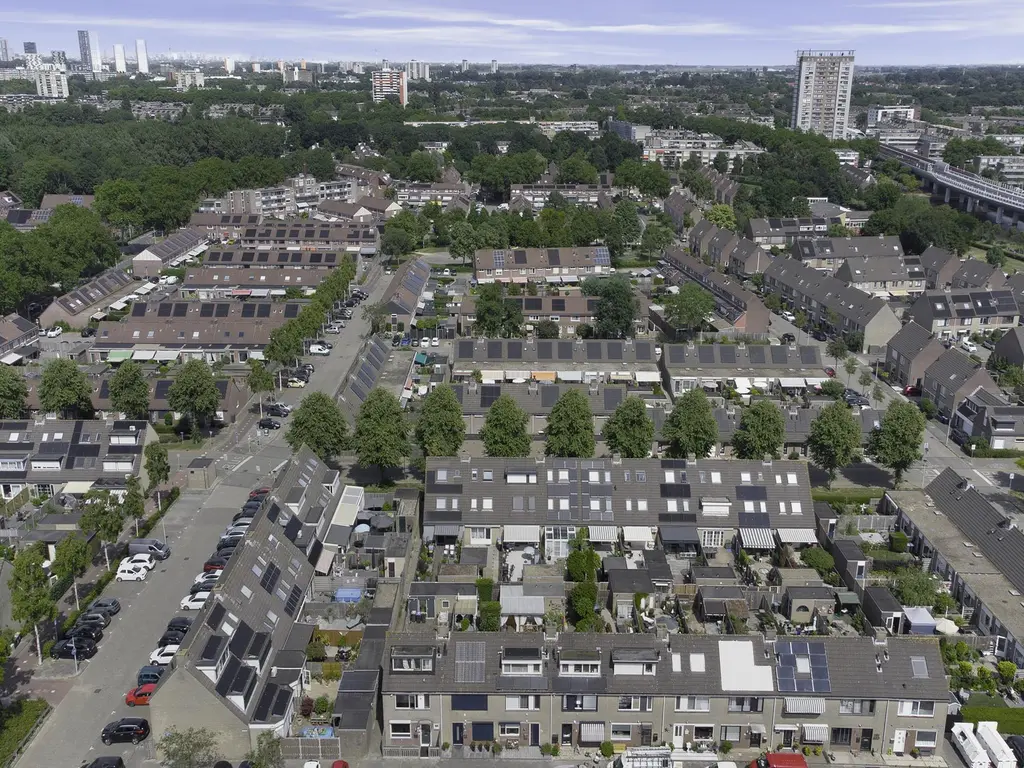 Bonnetpad 16, SPIJKENISSE