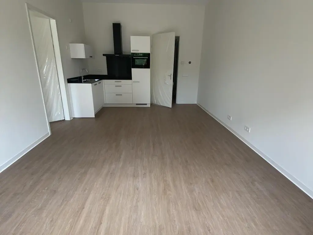 Bundweg 67, ROTTERDAM