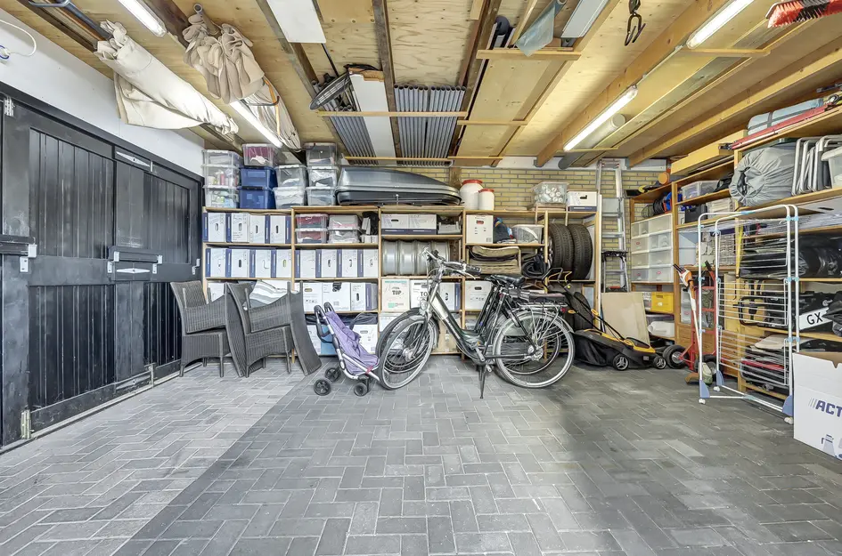 H v Andelstraat 25