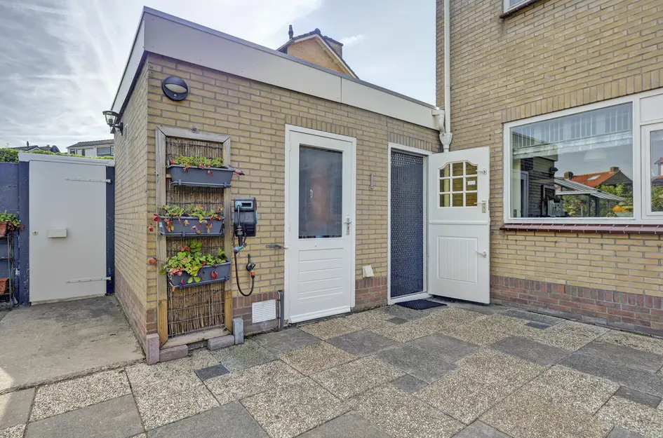 H v Andelstraat 25