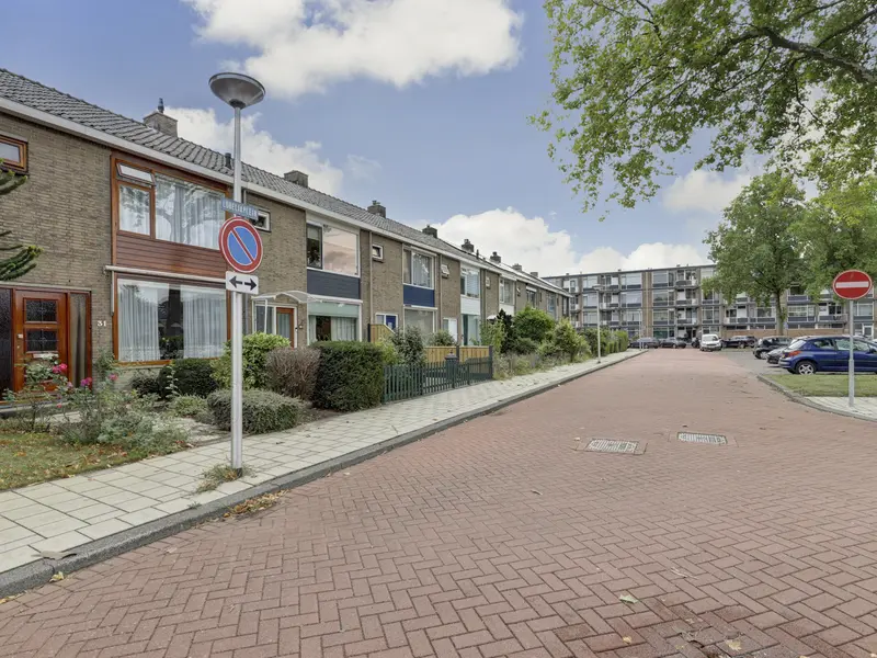Lobeliaplein 31, SPIJKENISSE