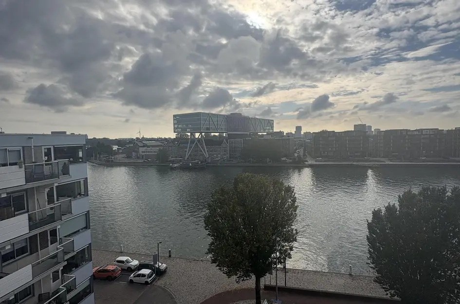 Prins Hendrikkade 15L