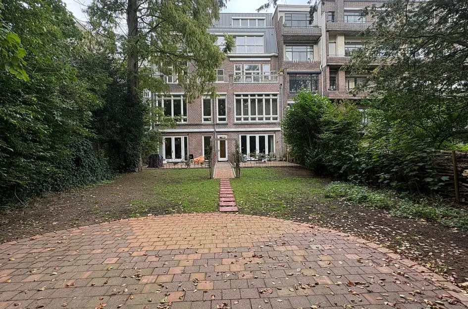Westzeedijk 140B