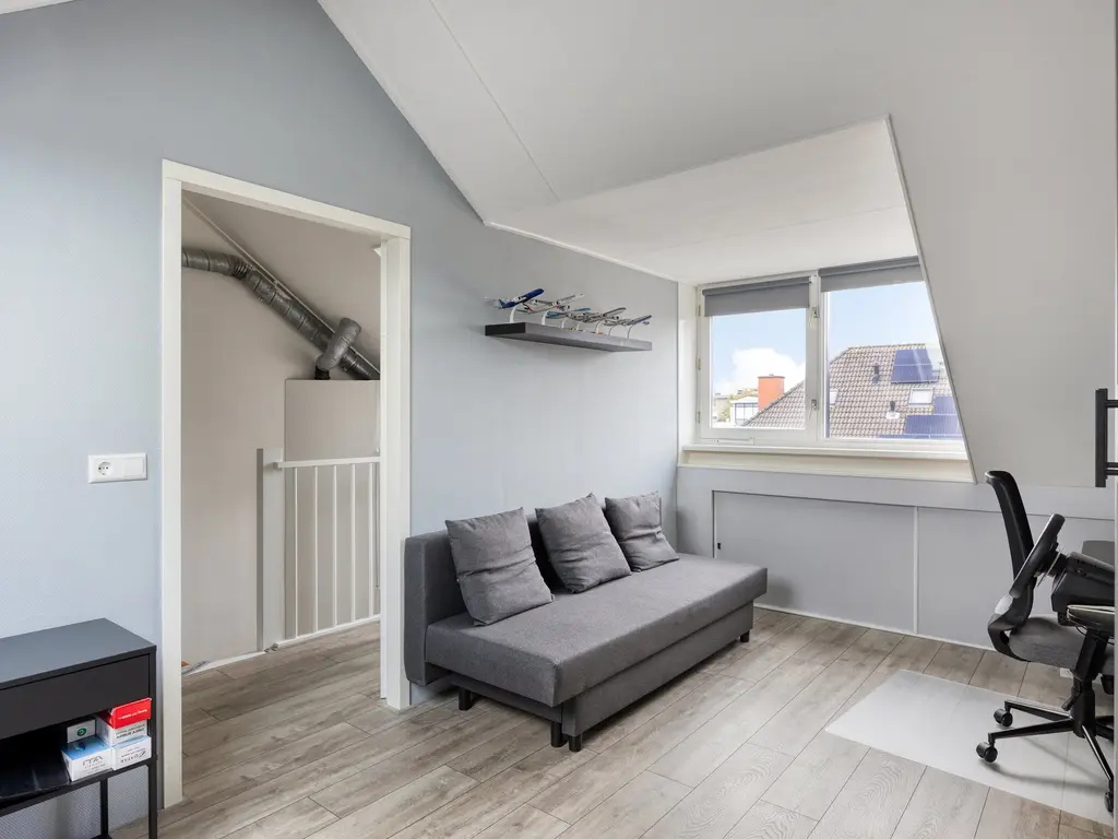 Donizettistraat 4, CAPELLE AAN DEN IJSSEL