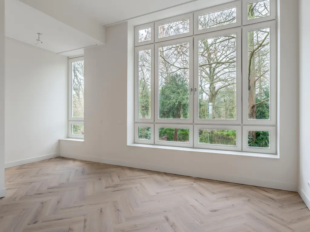 Westzeedijk 140B, ROTTERDAM