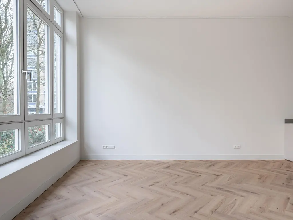 Westzeedijk 140B, ROTTERDAM