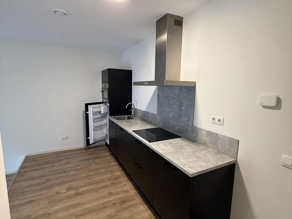 Prins Hendrikkade 10N, ROTTERDAM