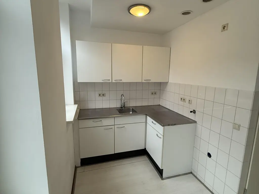 Strevelsweg 57A, ROTTERDAM