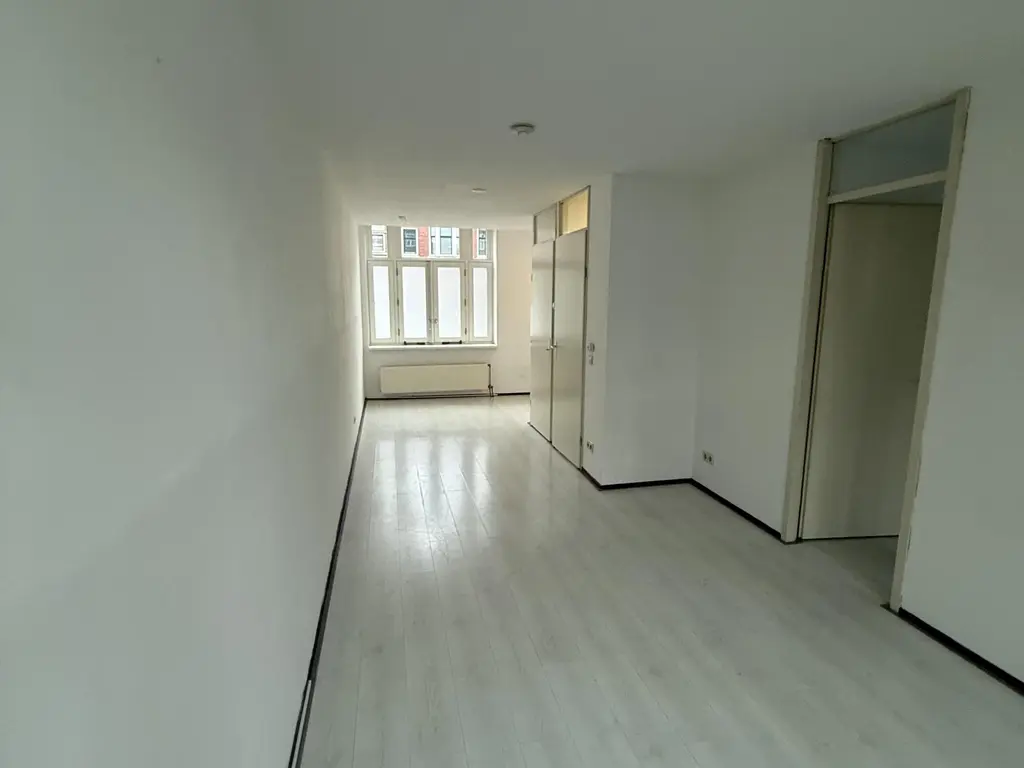 Strevelsweg 57A, ROTTERDAM