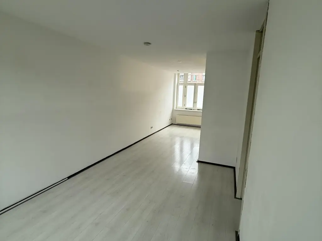 Strevelsweg 57A, ROTTERDAM