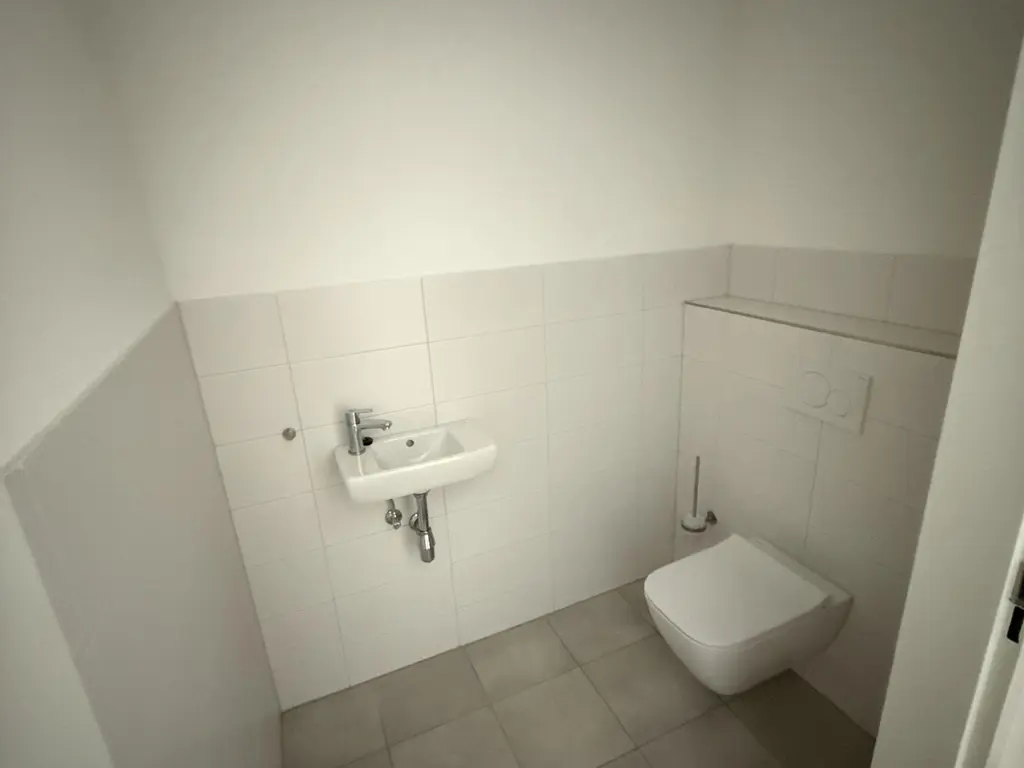 Bundweg 35, ROTTERDAM