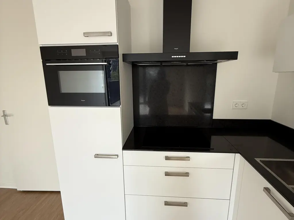 Bundweg 35, ROTTERDAM