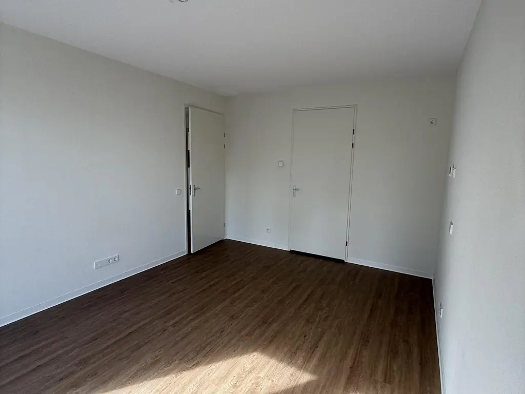 Bundweg 35, ROTTERDAM