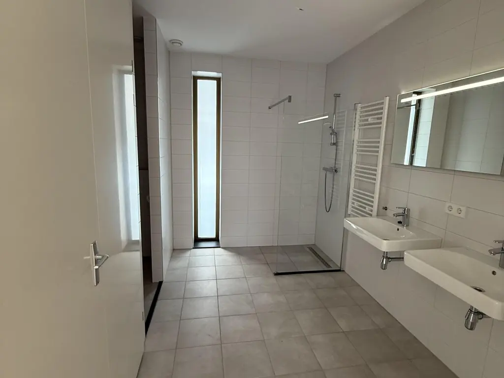 Bundweg 35, ROTTERDAM