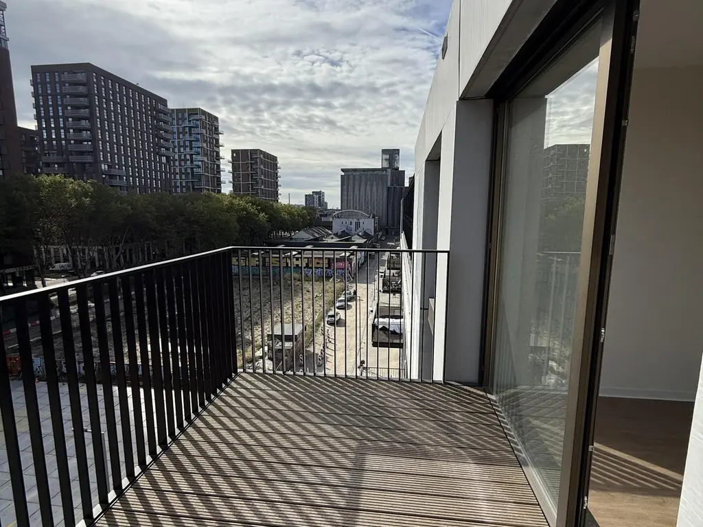 Bundweg 35, ROTTERDAM