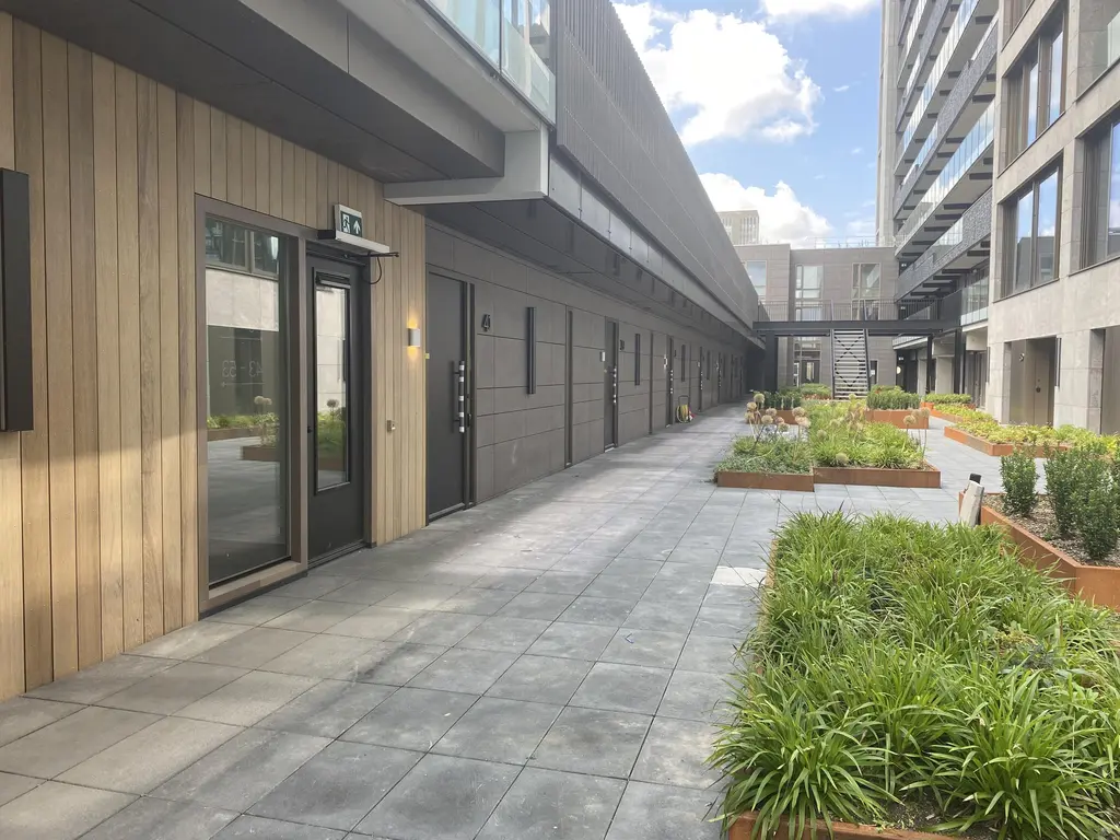 Bundweg 35, ROTTERDAM