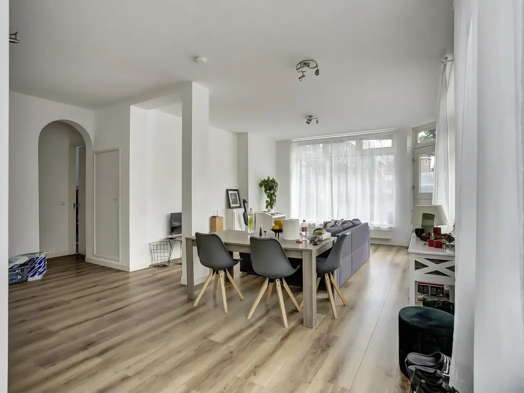 Dirk van Wassenaarstraat 28C, SCHIEDAM