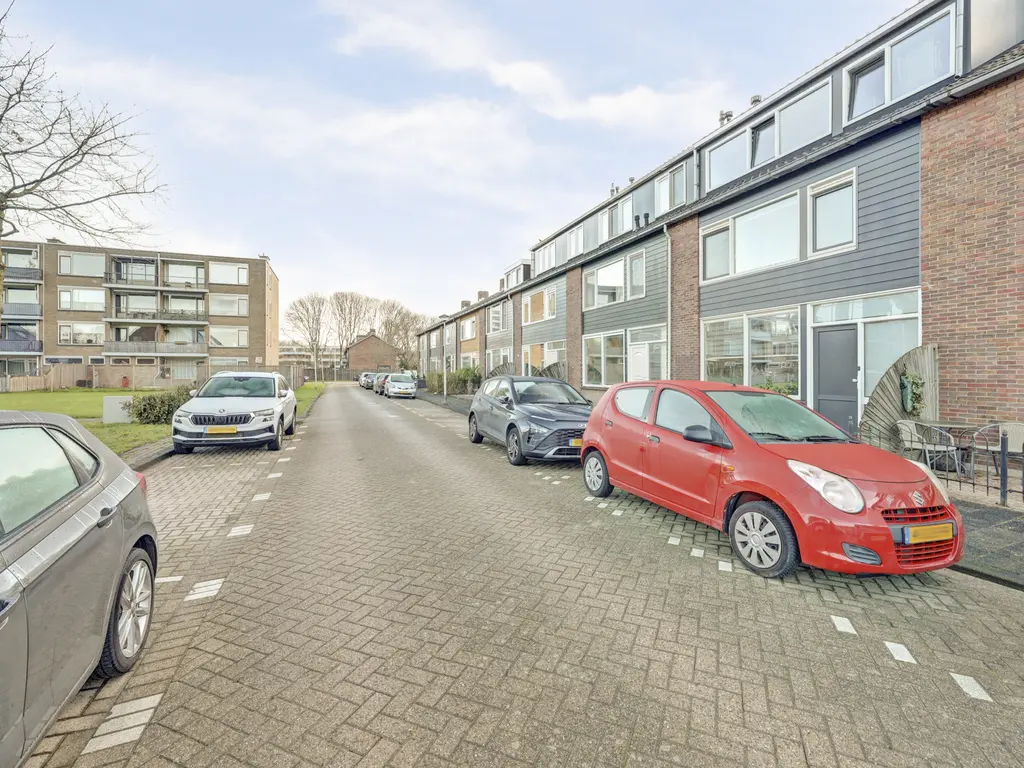 Gerard Doustraat 15, SPIJKENISSE