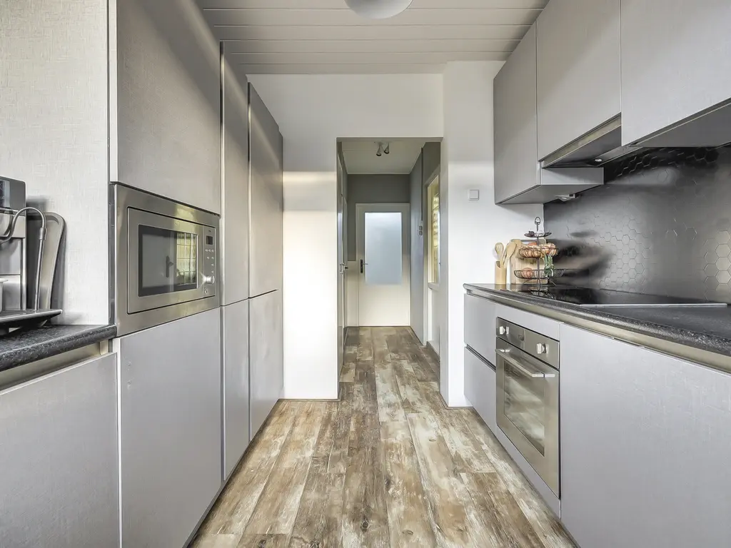 Gerard Doustraat 15, SPIJKENISSE