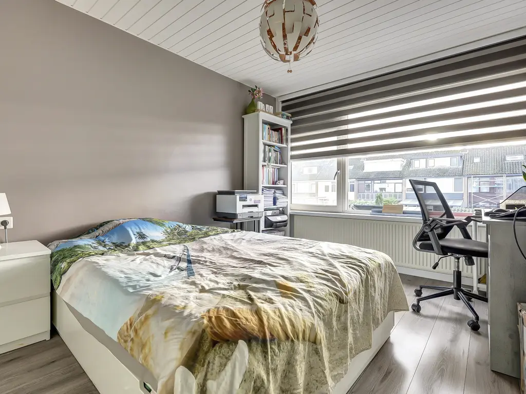 Gerard Doustraat 15, SPIJKENISSE