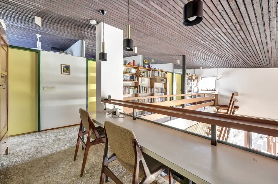 Notaris L P vd Blinkln 11a