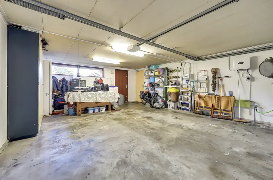 Notaris L P vd Blinkln 11a