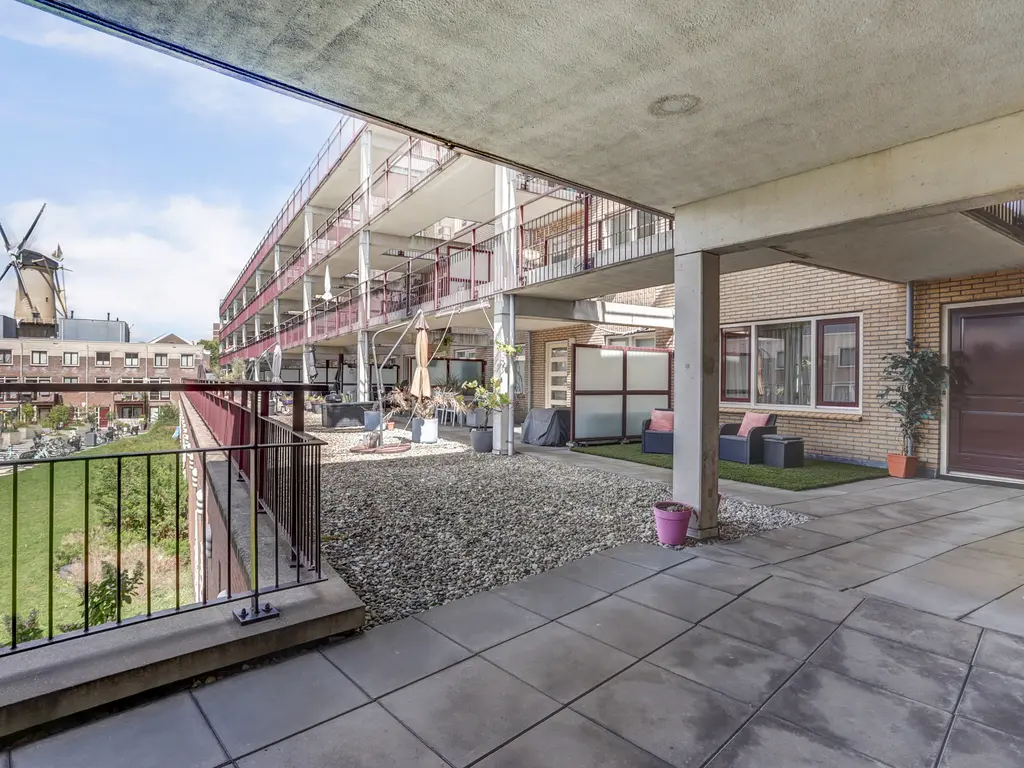 Land van Belofte 8, SCHIEDAM