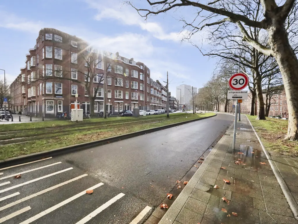 Mathenesserdijk 103B 04, ROTTERDAM