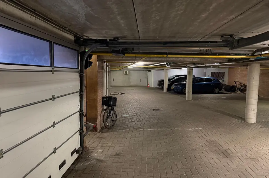 Lange Lombardstraat 74