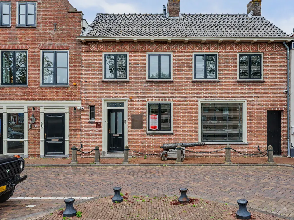 Oostkade 34, HELLEVOETSLUIS