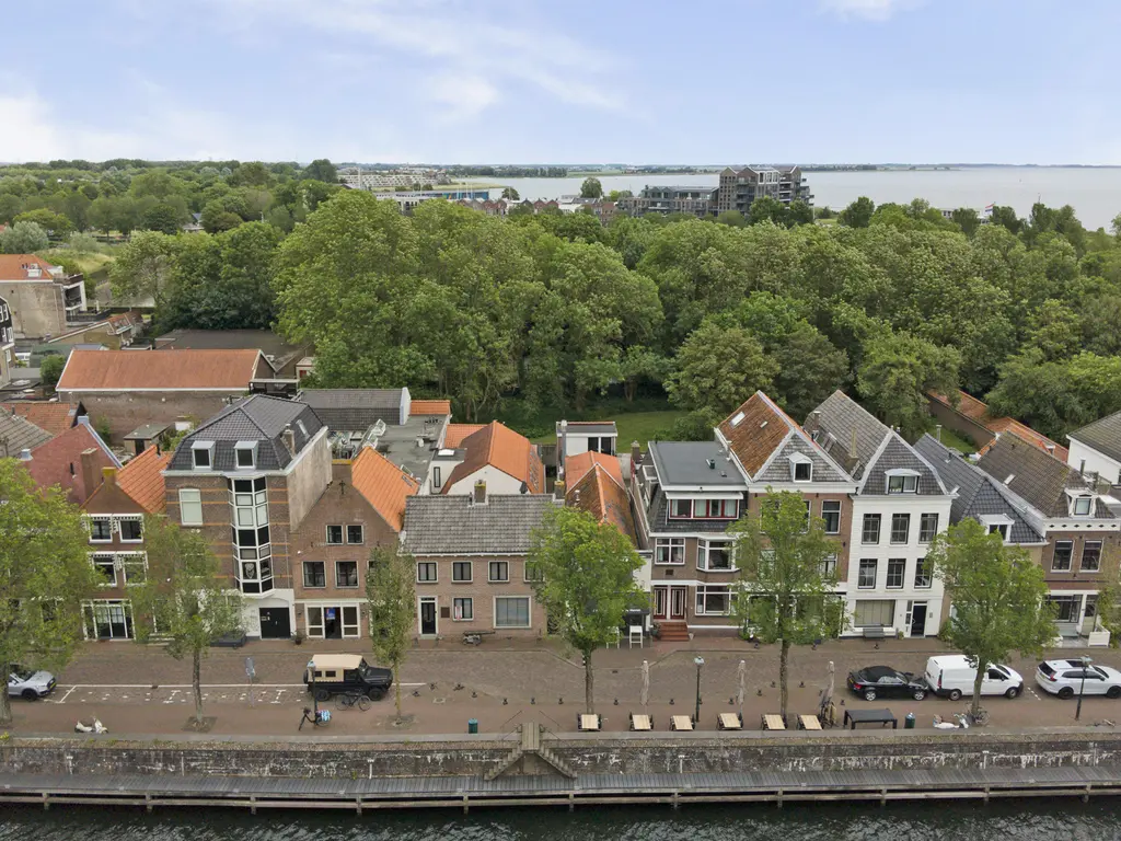 Oostkade 34, HELLEVOETSLUIS