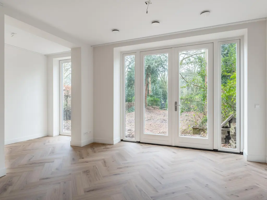 Westzeedijk 140A, ROTTERDAM
