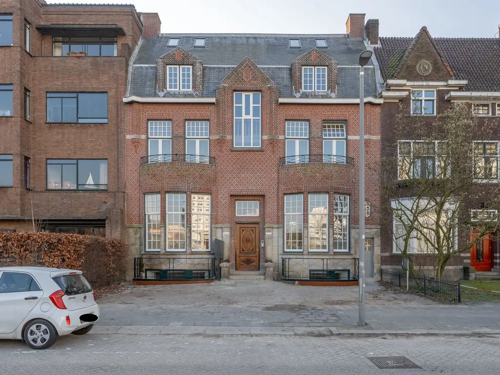 Westzeedijk 140A, ROTTERDAM