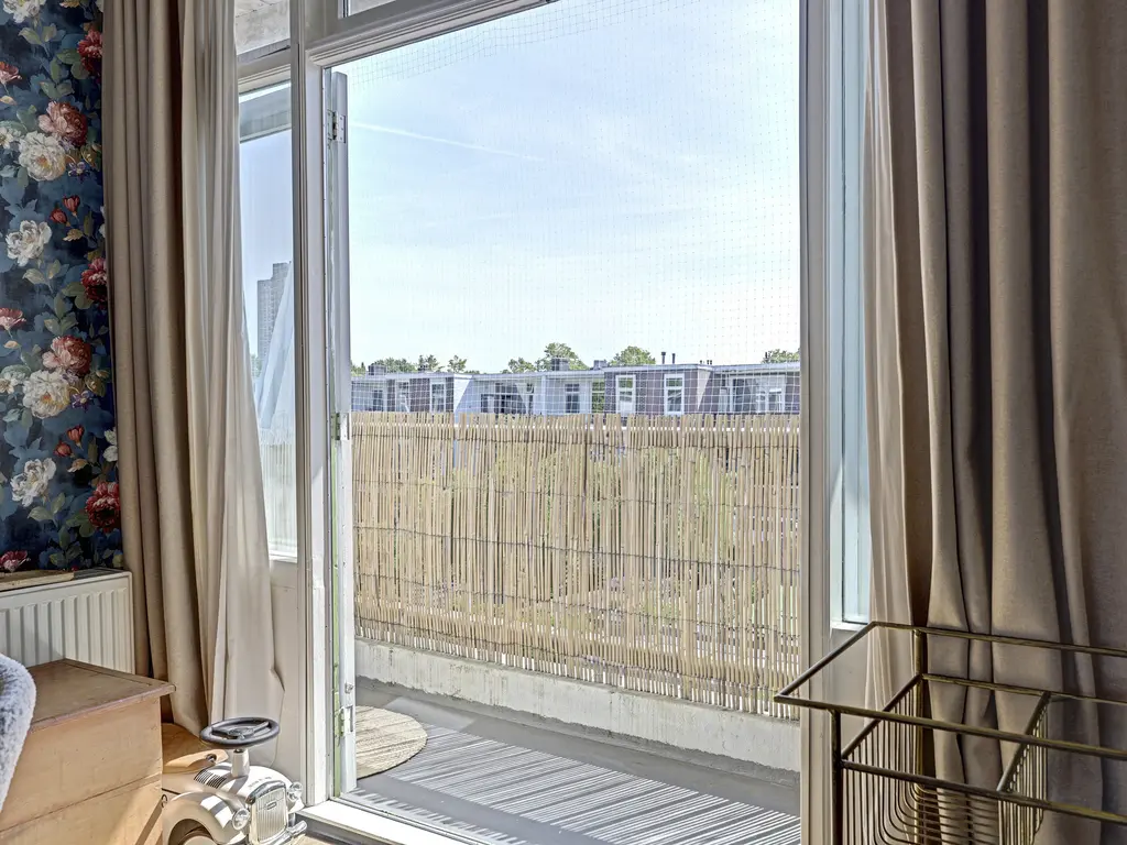Mr. Troelstrastraat 8, VLAARDINGEN