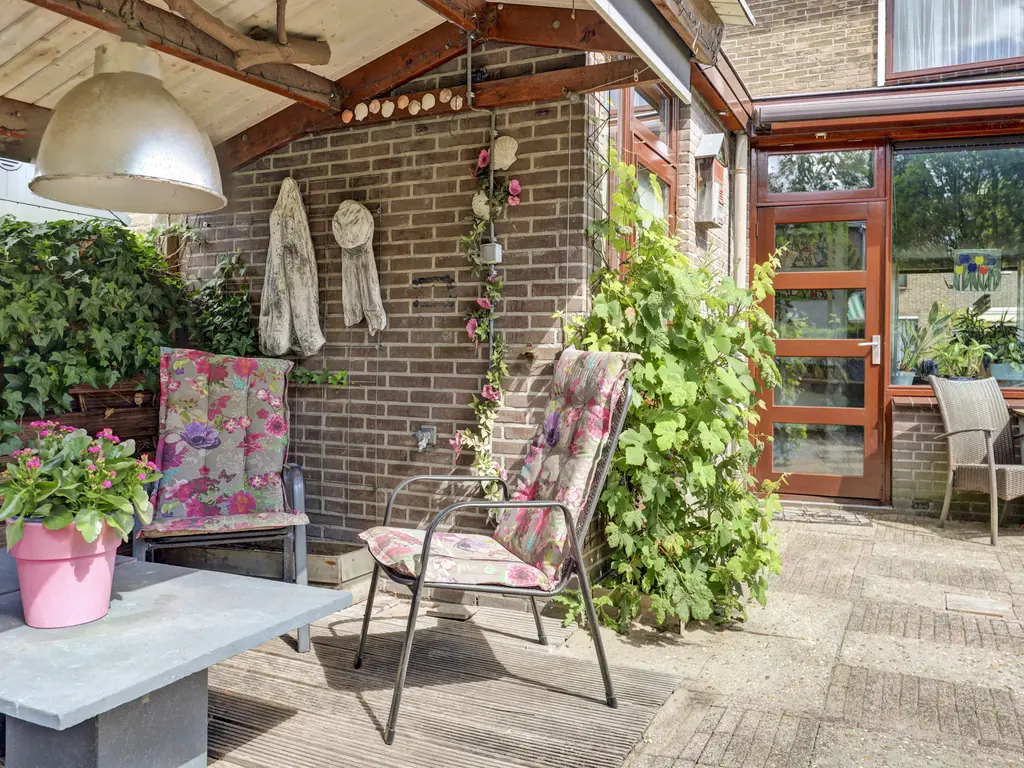 Ribeslaan 30, SCHIEDAM