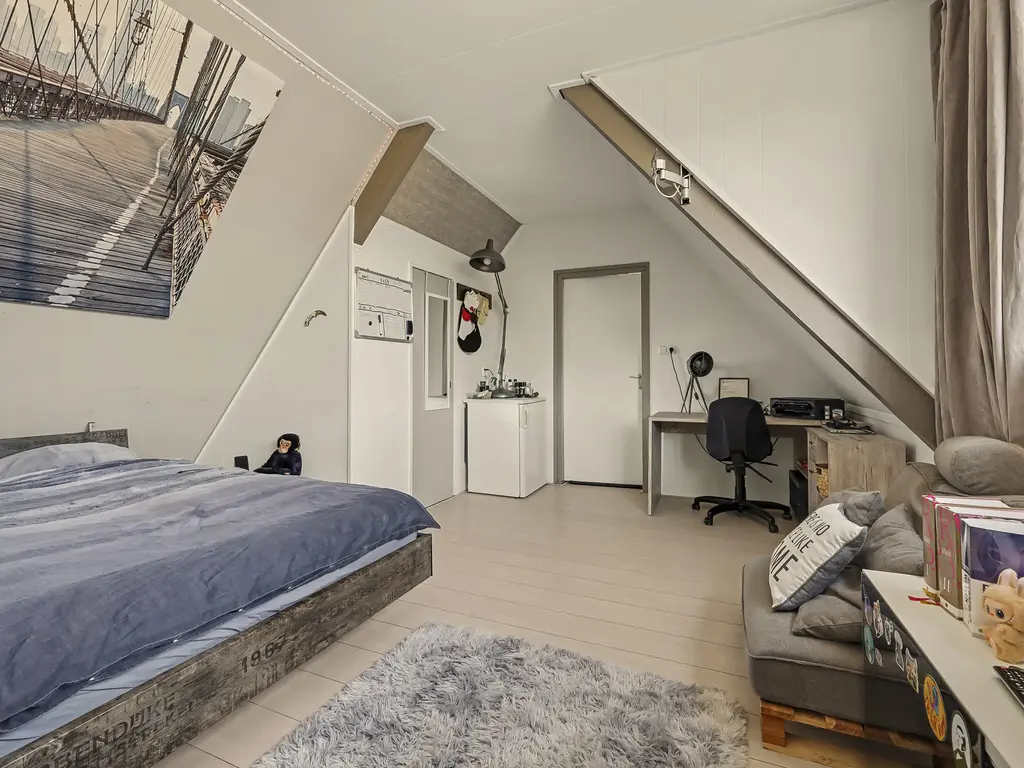 Breekade 7, SPIJKENISSE