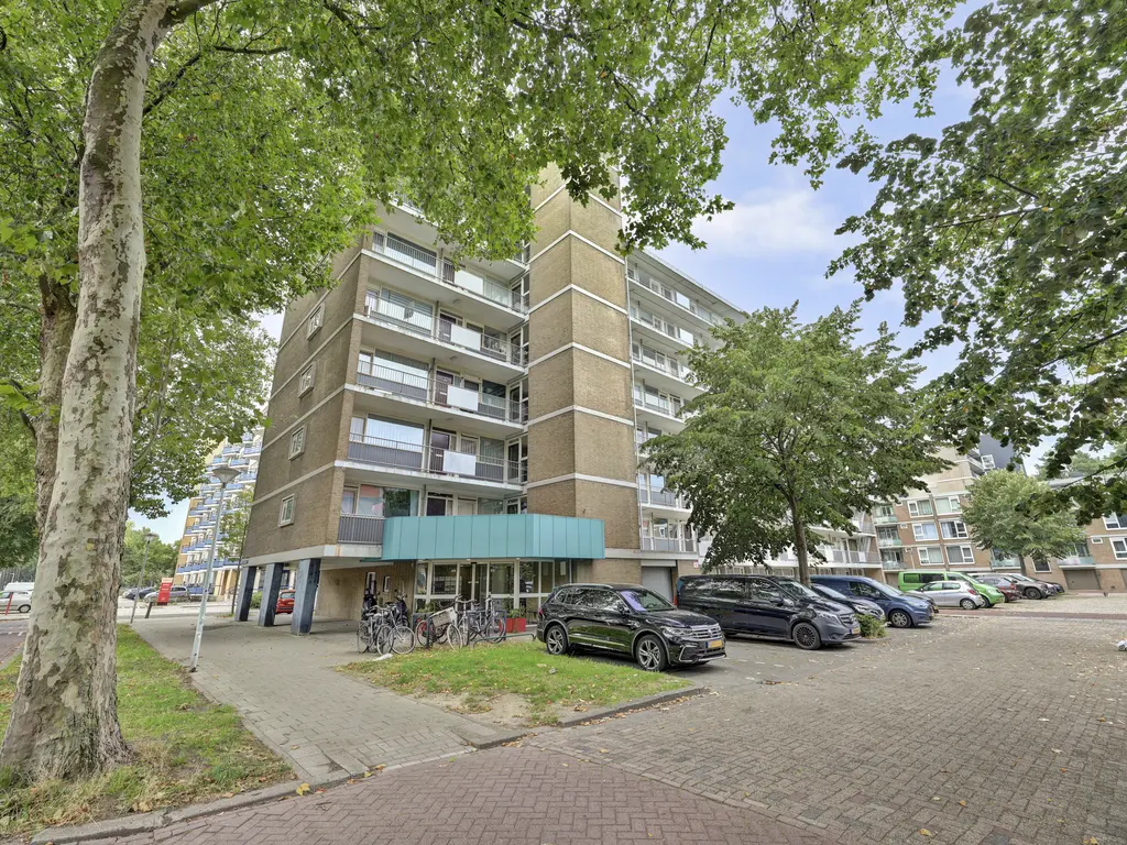 Albert van Raalteplein 128, SCHIEDAM