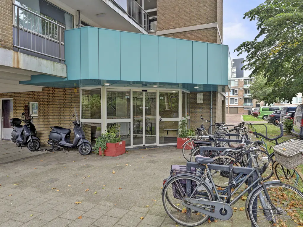 Albert van Raalteplein 128, SCHIEDAM