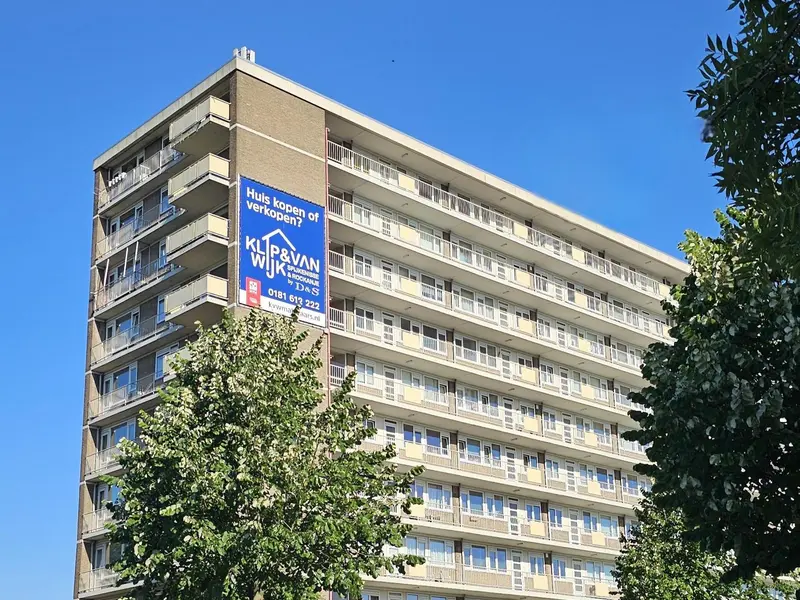 free-sector-houses for rent on Winston Churchilllaan 13J