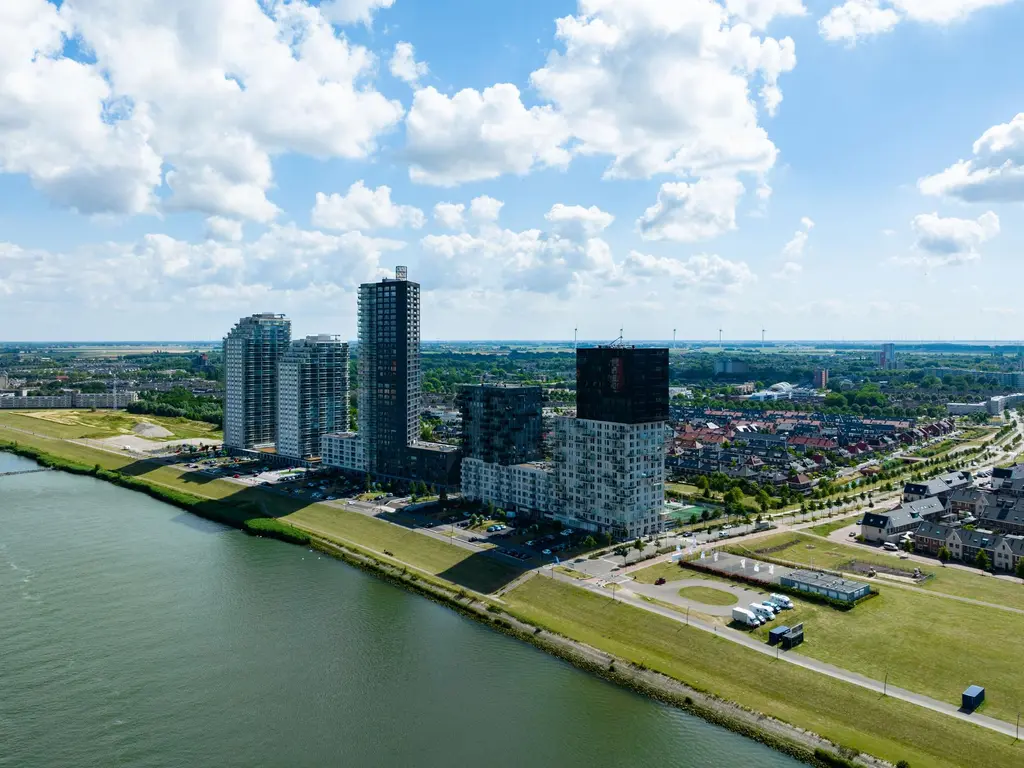 Hongerlandsedijk 52, SPIJKENISSE